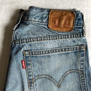 Levi’s High Rise Cutoff Shorts